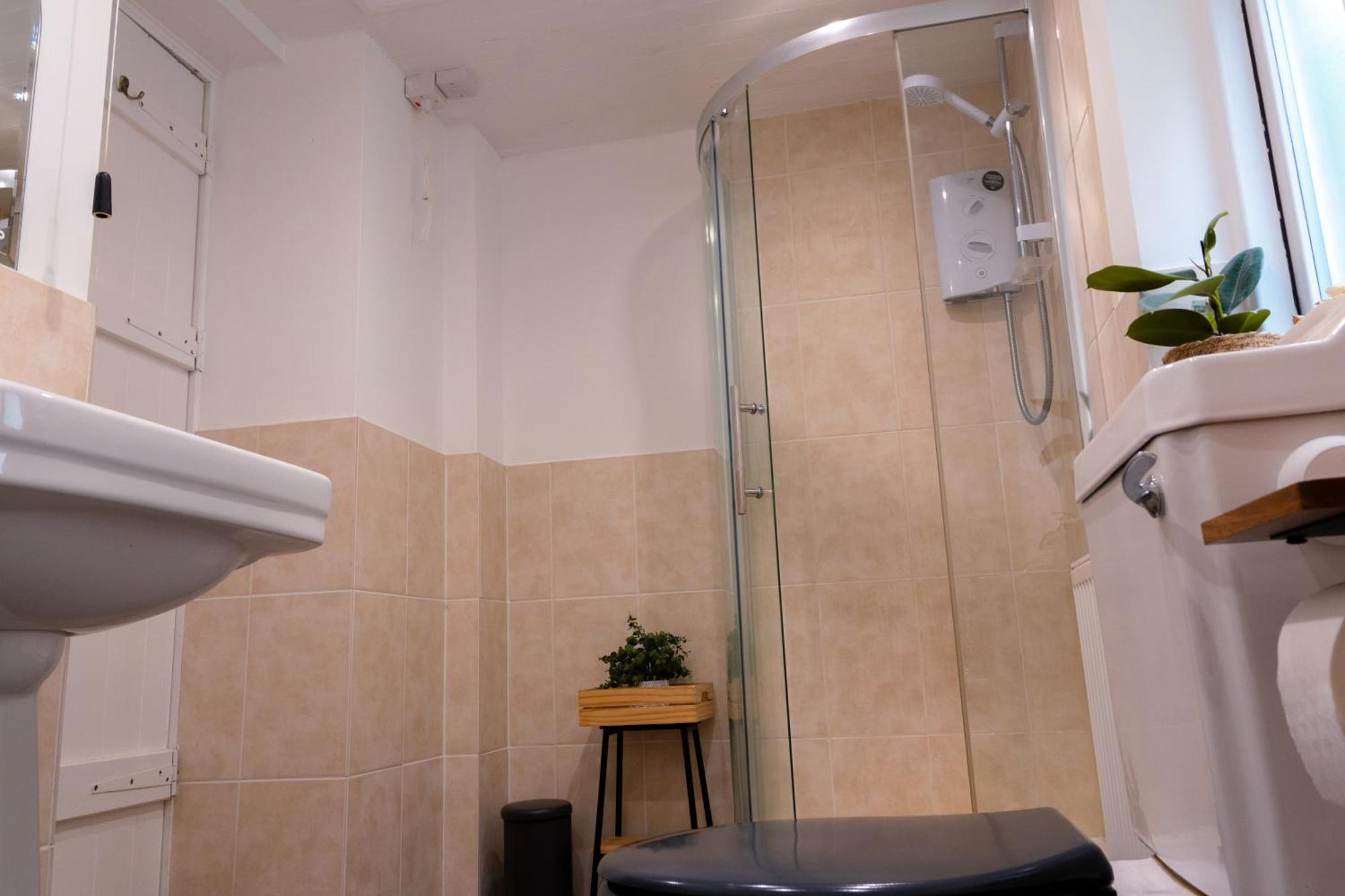 Grade Ii Listed With Sauna In *