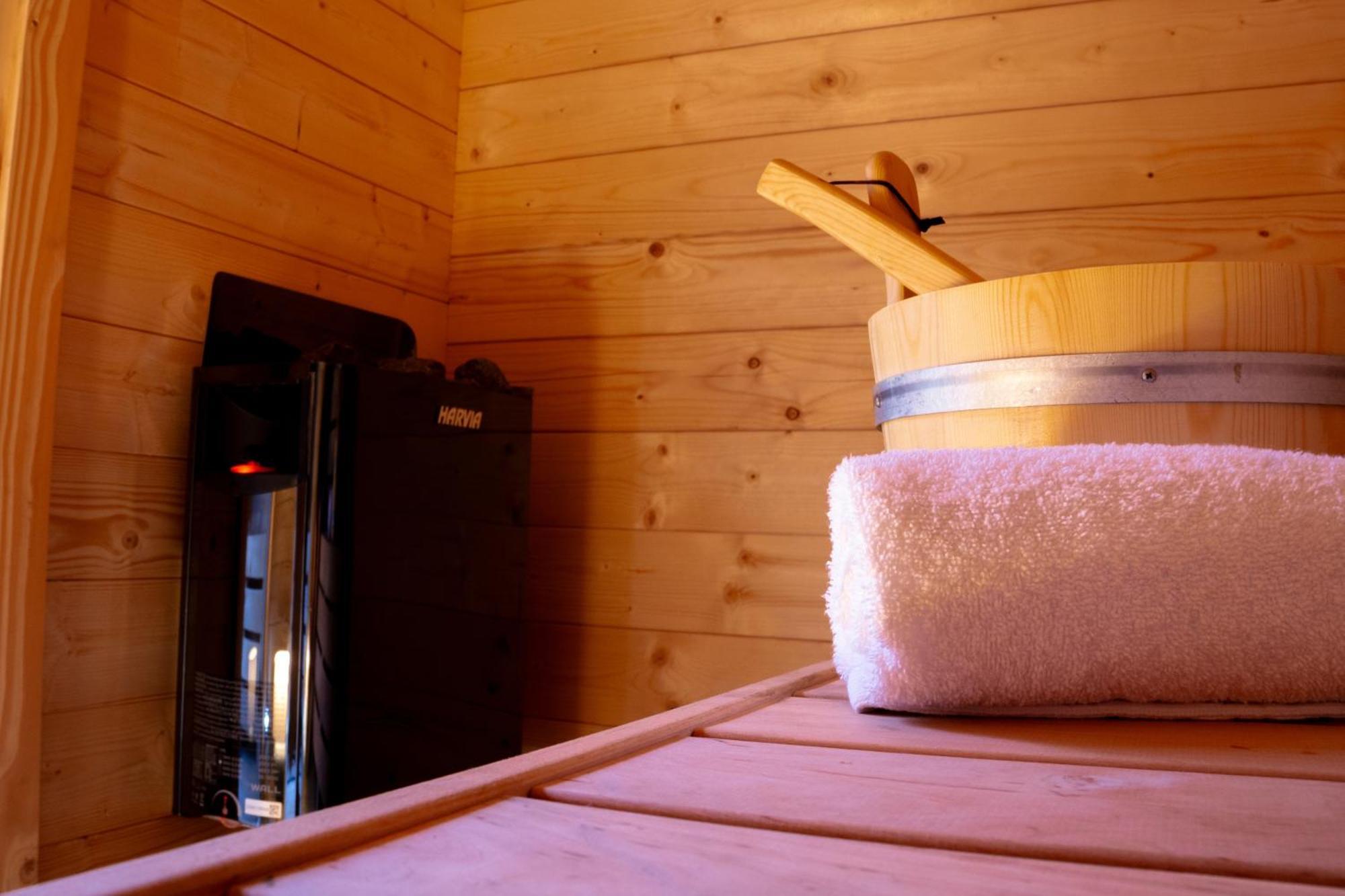 Grade Ii Listed With Sauna In Bakewell