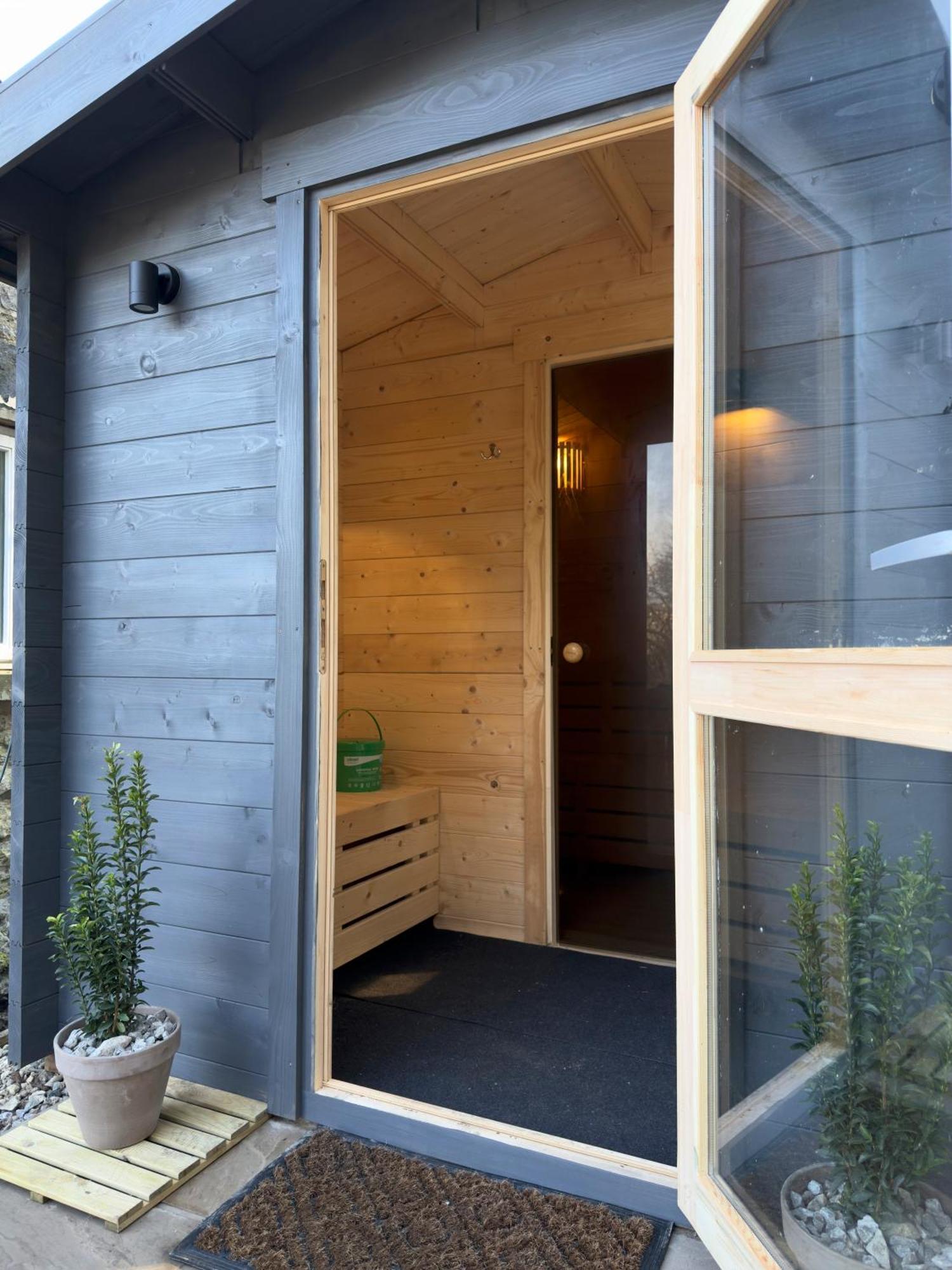 Holiday home Grade Ii Listed With Sauna In